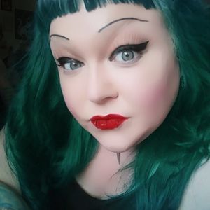 Meet your Posher, Heidi